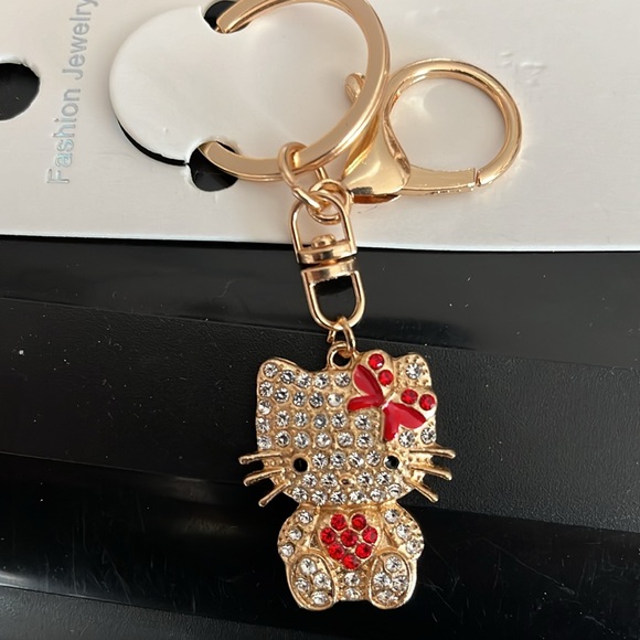 NIP- 3” Iconic Sparkling Hello Kitty Keychain with Lobster Clasp - Picture 1 of 10
